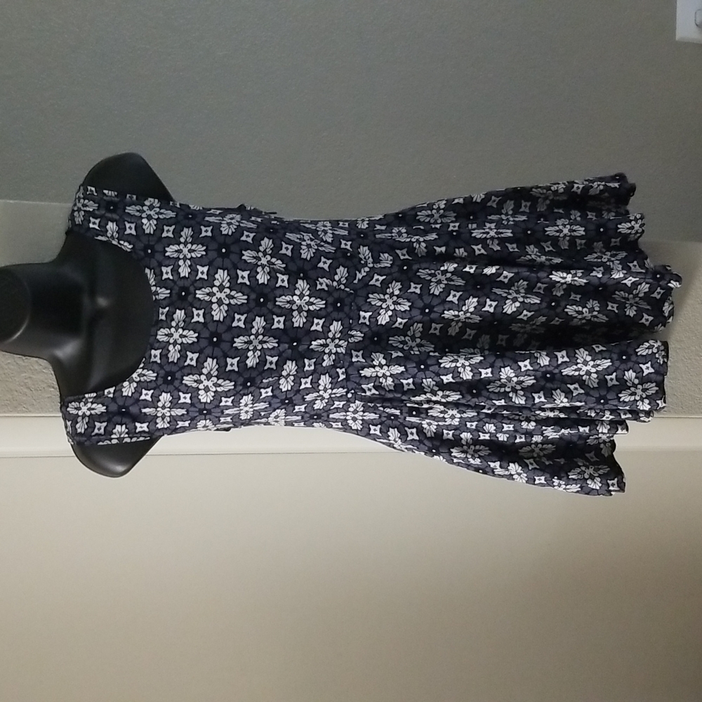 Umgee sleeveless printed blue dress size medium
